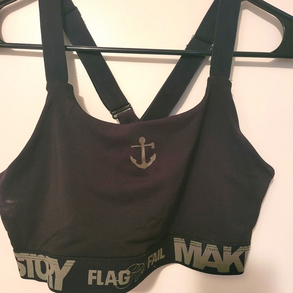 Sports bra
